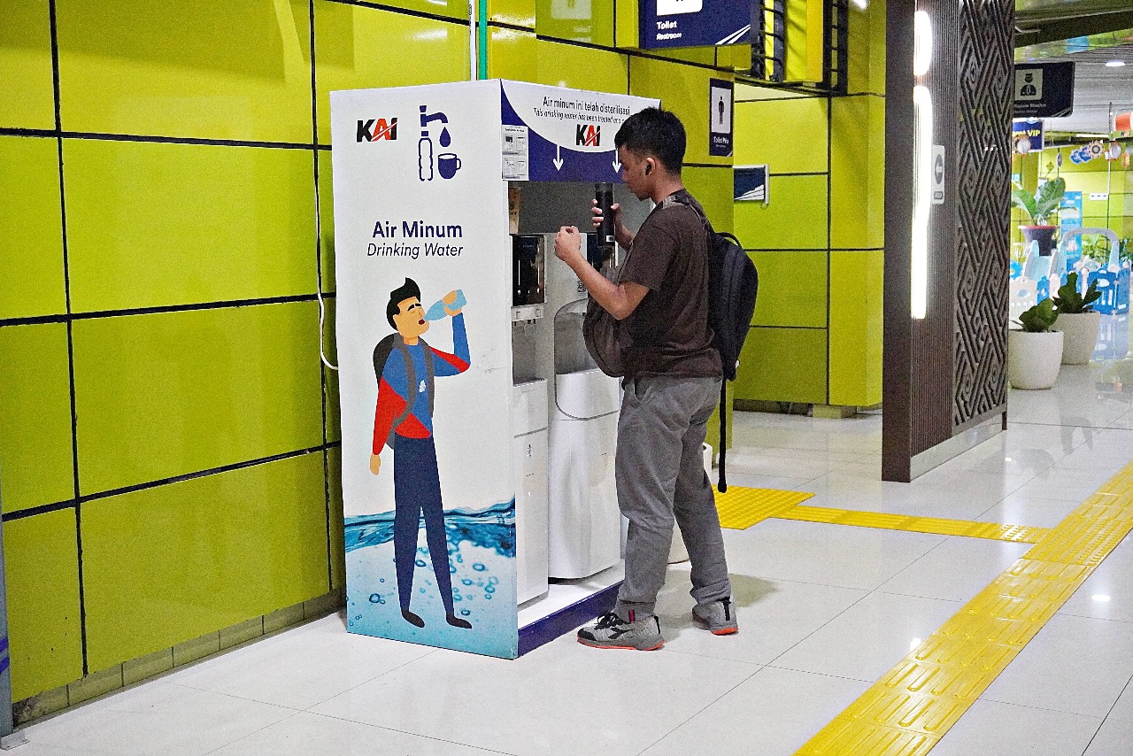 KAI Hadirkan Water Station di 40 Stasiun untuk Dukung Gaya Hidup Berkelanjutan