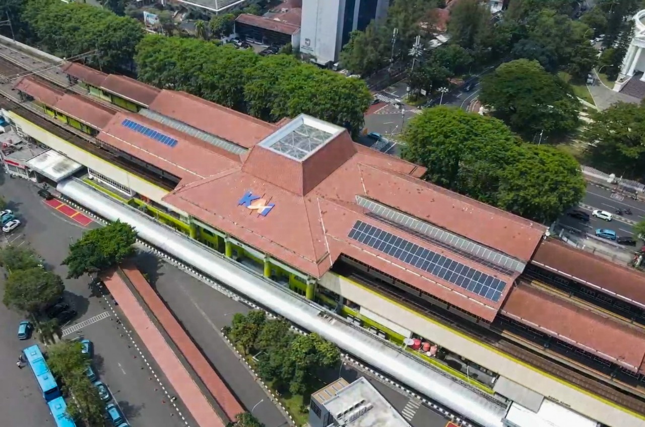 KAI Hadirkan PLTS di 66 Titik, Transportasi Ramah Lingkungan Semakin Terwujud