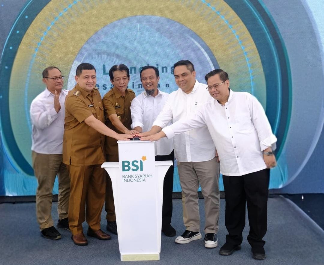 Caption-Dukung Kemandirian Ekonomi Daerah, BSI Resmikan 2 Desa Kluster Perikanan Makassar