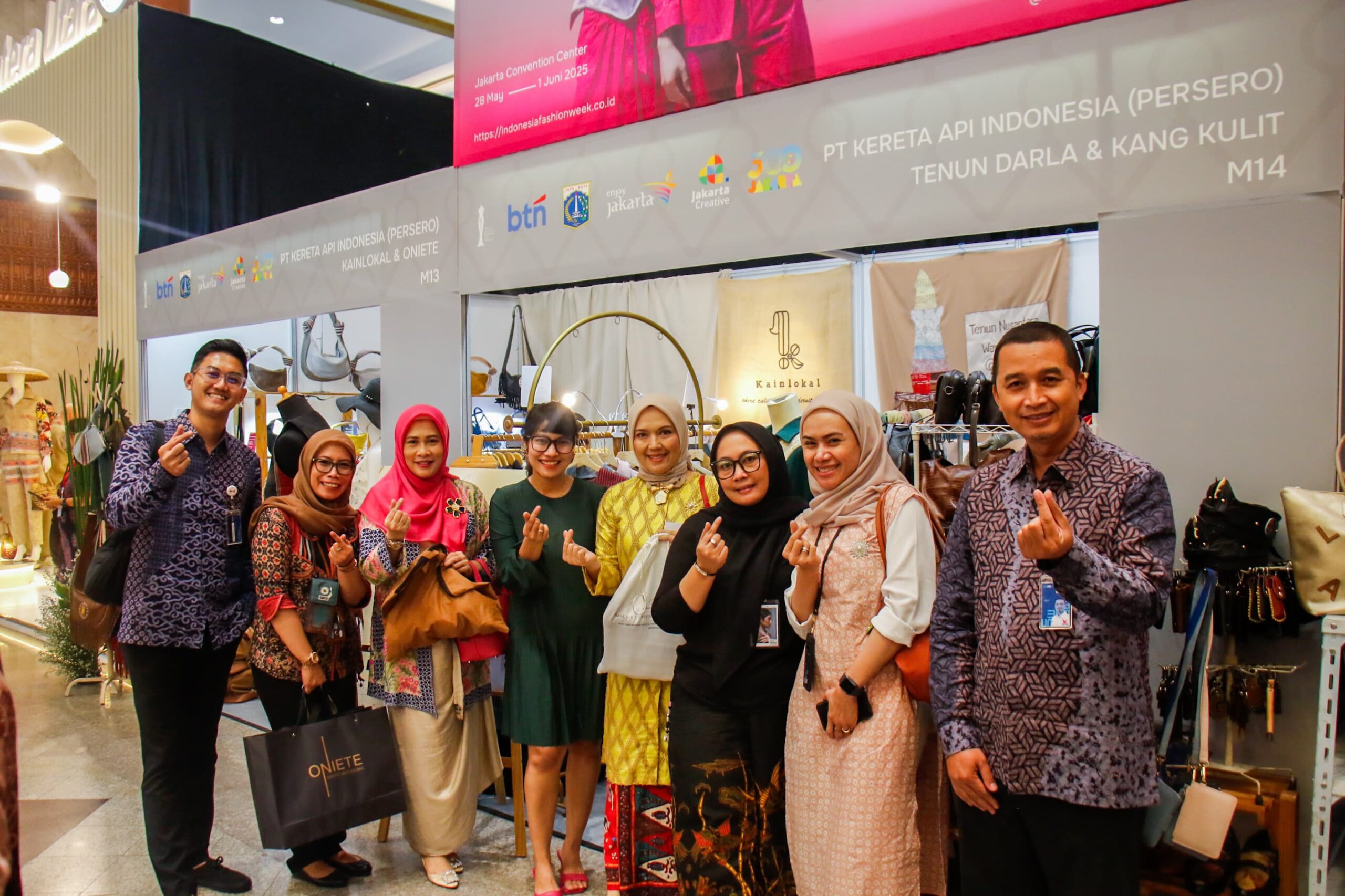 KAI Dukung UMKM Naik Kelas di Indonesia Fashion Week 2025 dengan Fesyen Berkelanjutan