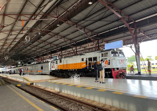 (VIDEO) Stasiun Cilacap Ramai Saat Waisak, KAI Daop 5 Pastikan Pelayanan 17 Kereta Setiap Hari